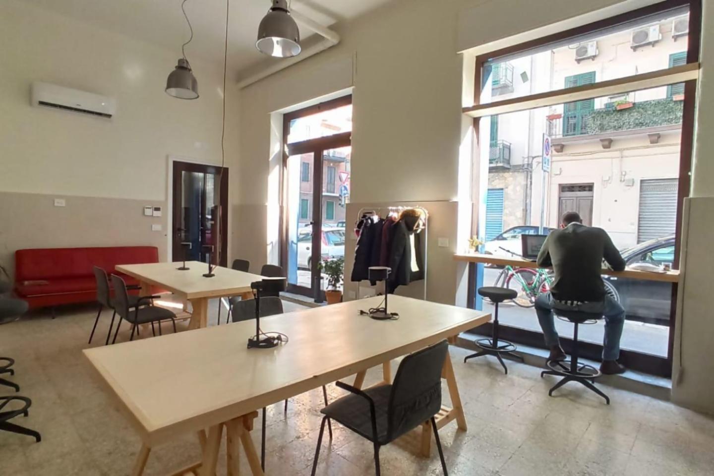 Lostabile Guesthouse & Coworking 巴里 外观 照片