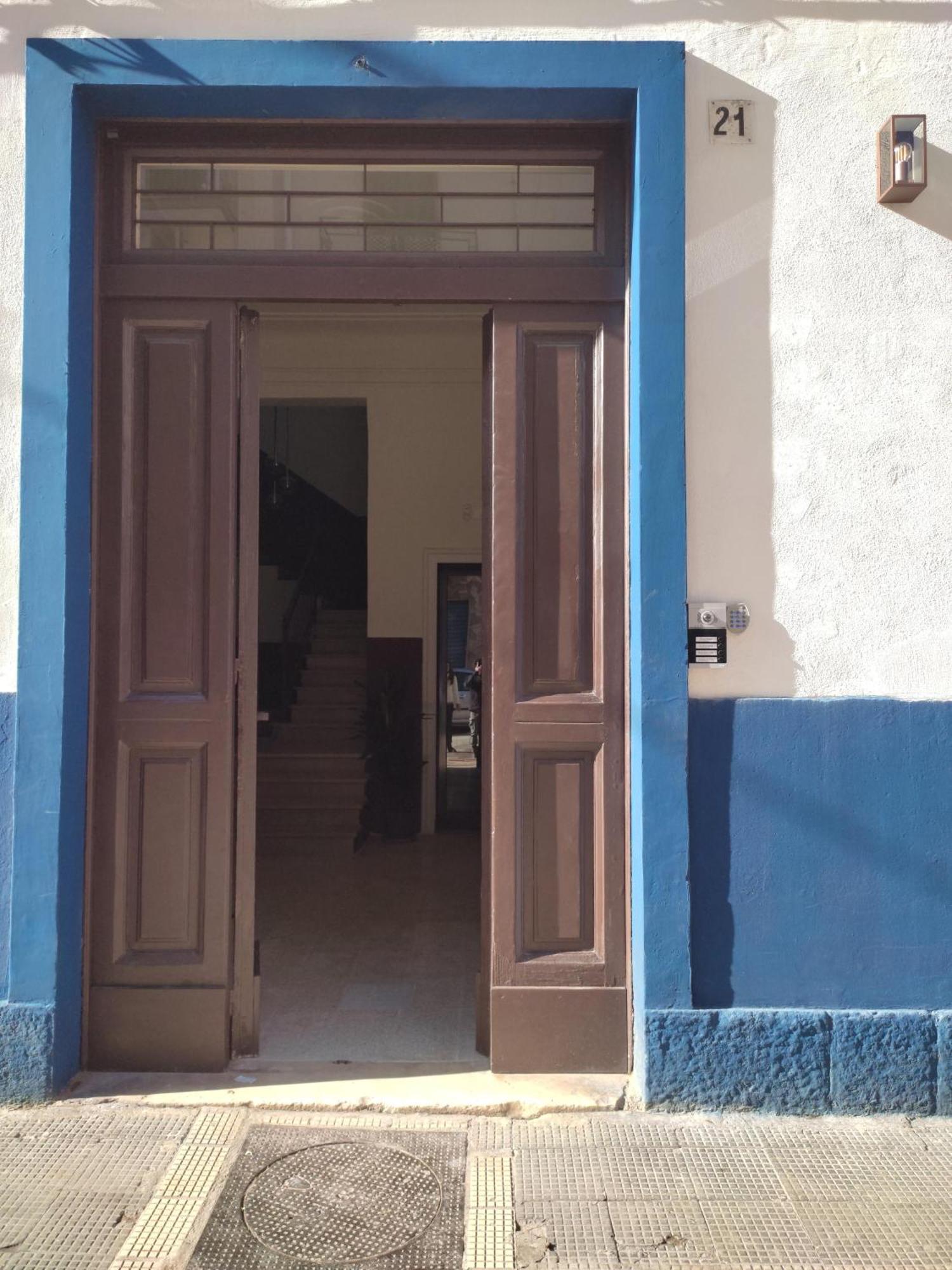 Lostabile Guesthouse & Coworking 巴里 外观 照片