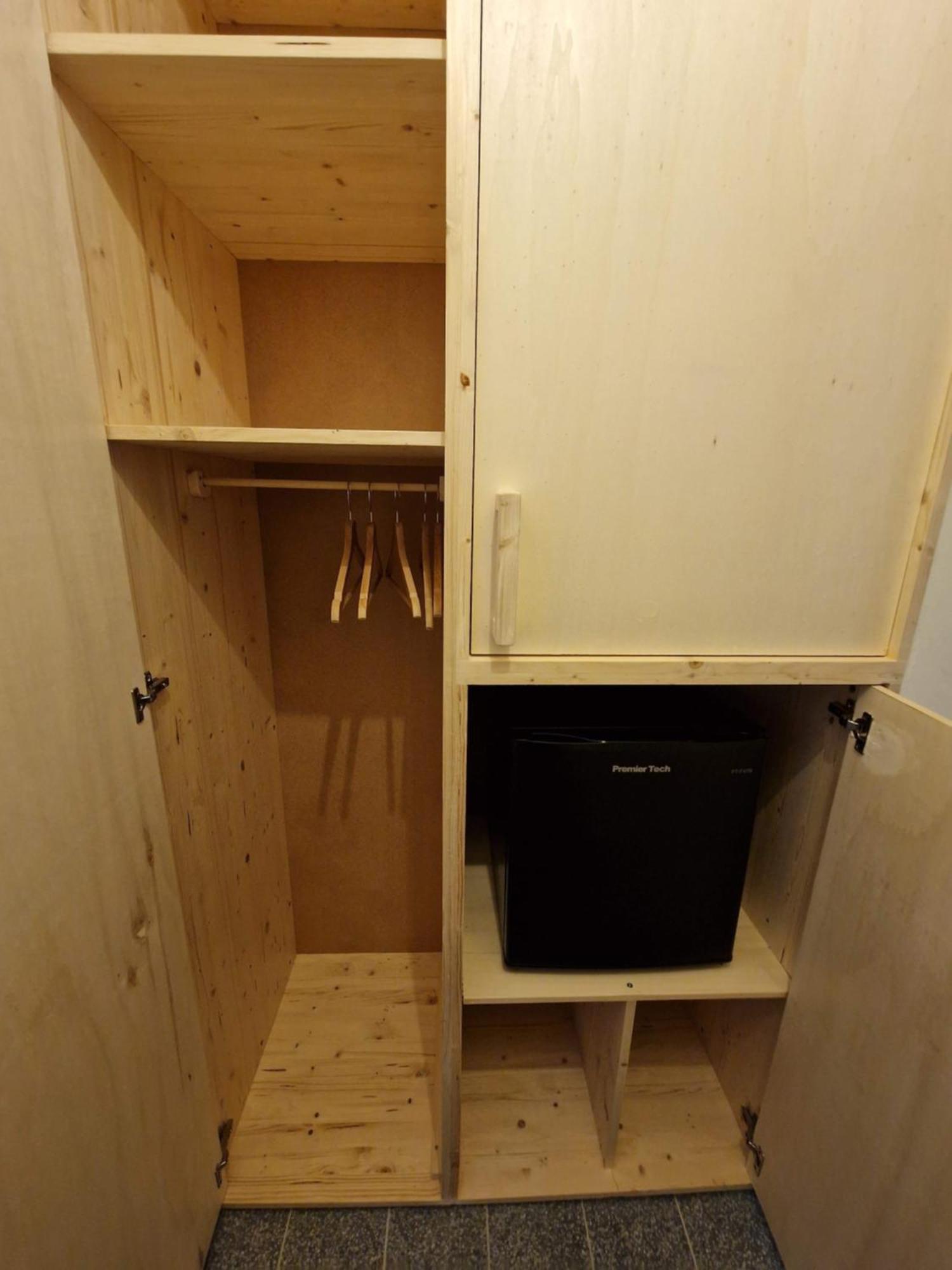 Lostabile Guesthouse & Coworking 巴里 外观 照片